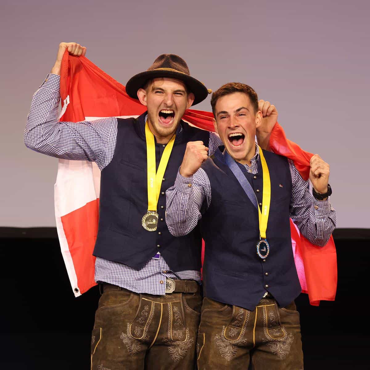 Betonbauer Jonas Schulner und Oliver Waily bei WorldSkills 2022 in Salzburg